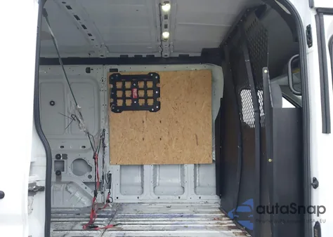 2018 Ford Transit-250 z USA, uszkodzony, nr VIN 1FTYR1CM5JKA05746